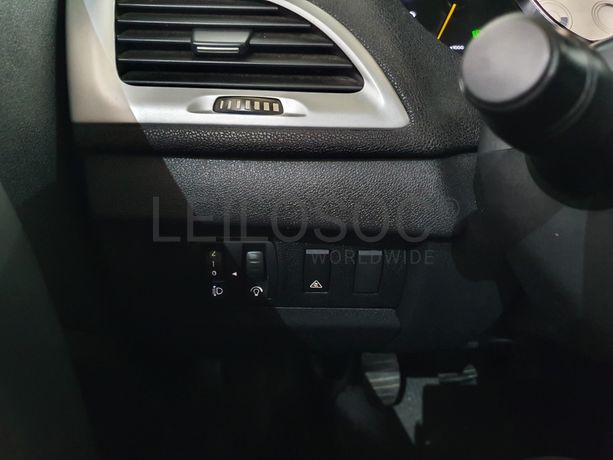 Renault Mégane · Ano 2013