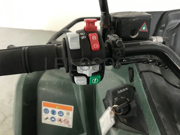 Moto 4 Can-am Outlander · Ano 2021