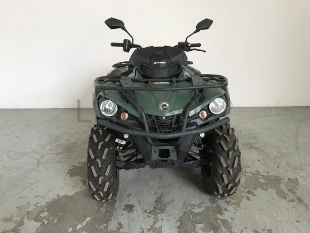 Moto 4 Can-am Outlander · Ano 2021