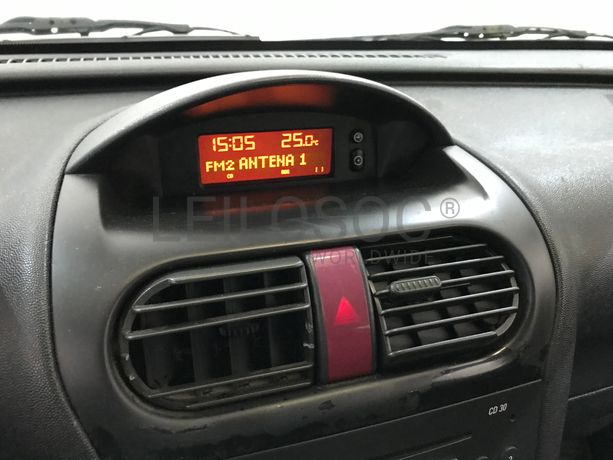 Opel Corsa · Ano 2006