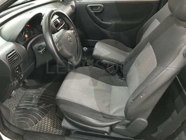 Opel Corsa · Ano 2006
