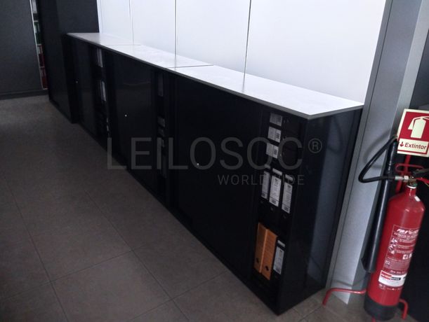 Equipamento de Escritório · Material Informático