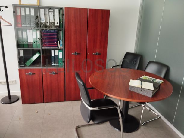 Equipamento de Escritório · Material Informático