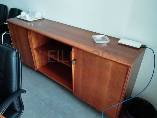 Equipamento de Escritório · Material Informático