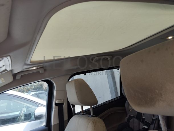 Ford Grand C-Max 1.6 TDCi · Ano 2015