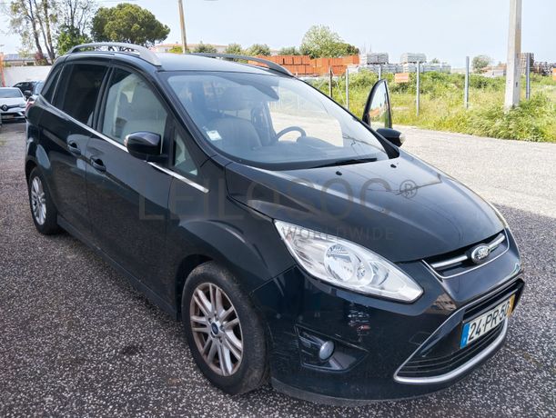 Ford Grand C-Max 1.6 TDCi · Ano 2015