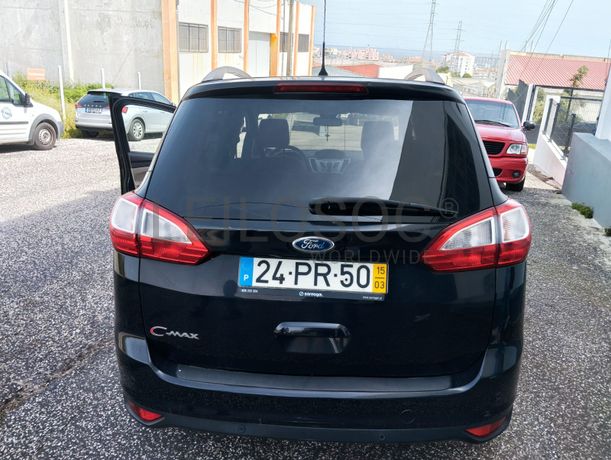 Ford Grand C-Max 1.6 TDCi · Ano 2015