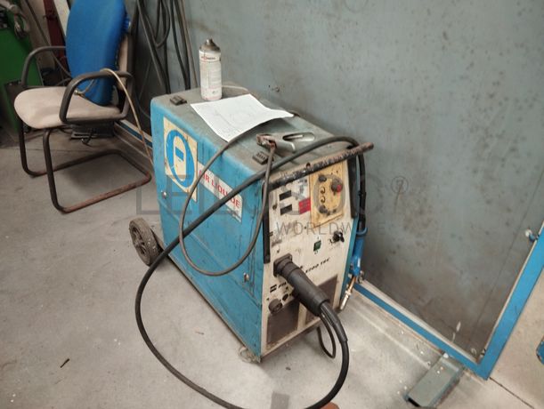 Máquinas de Soldar · Máquina de Corte a Plasma