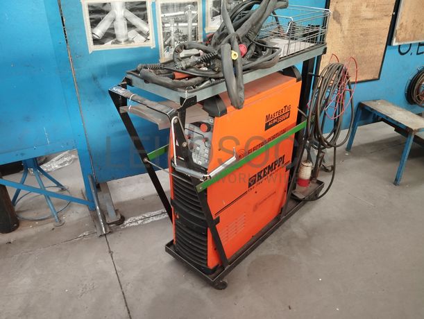 Máquinas de Soldar · Máquina de Corte a Plasma