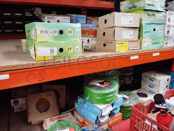 Equipamentos de Crimpagem · Máquina Portátil de Recuperação de Refrigerante · Diversos