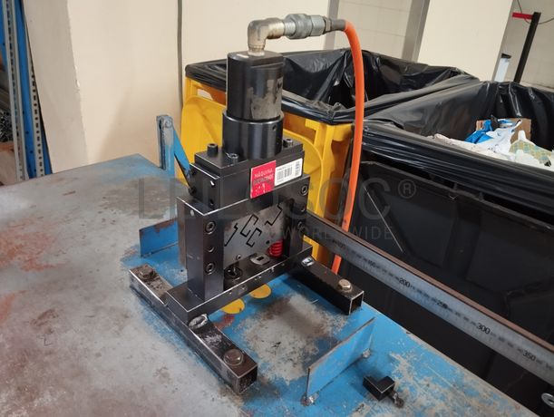 Máquina de Dobrar Metal + Puncionadores + Máquina de dobrar + Diversos