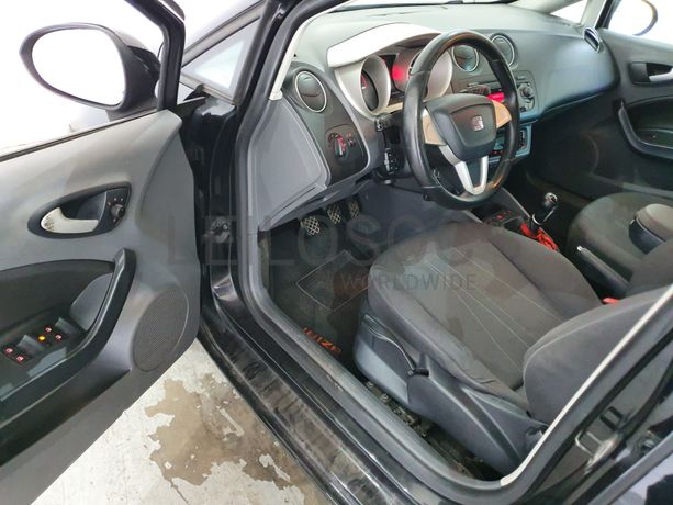 Seat Ibiza · Ano 2012