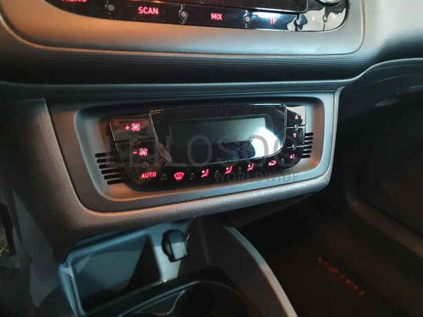 Seat Ibiza · Ano 2012