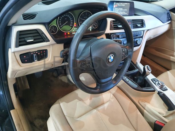 BMW 316D · Ano 2016