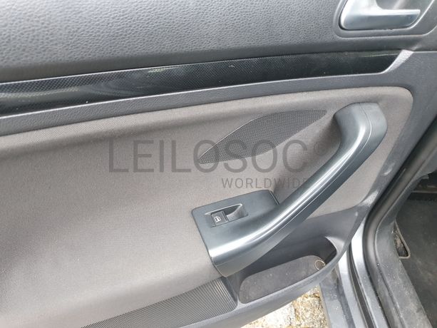 Volkswagen Golf · Ano 2012