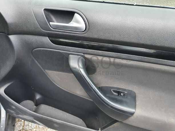 Volkswagen Golf · Ano 2012