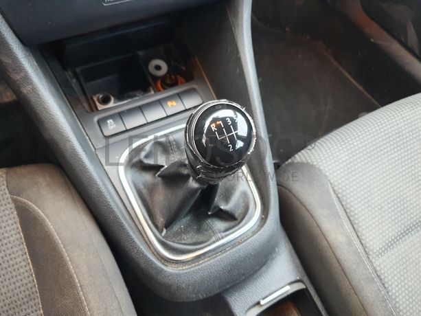 Volkswagen Golf · Ano 2012