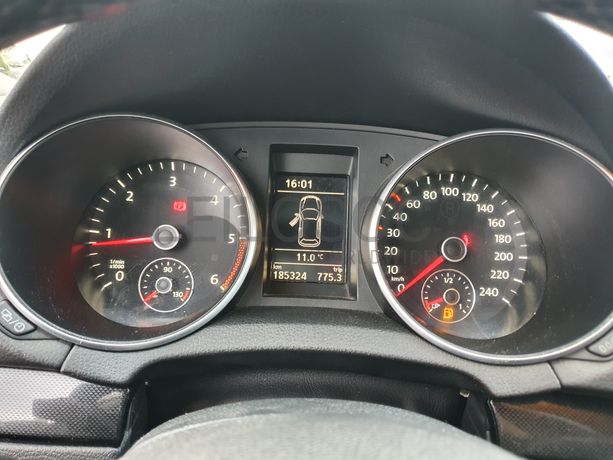 Volkswagen Golf · Ano 2012