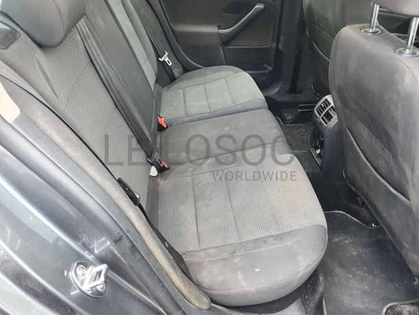 Volkswagen Golf · Ano 2012