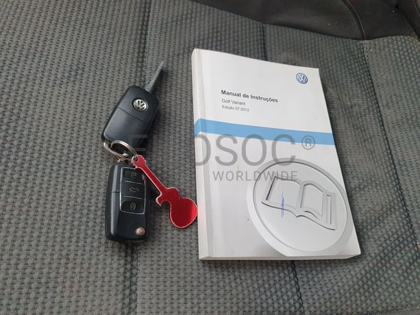 Volkswagen Golf · Ano 2012
