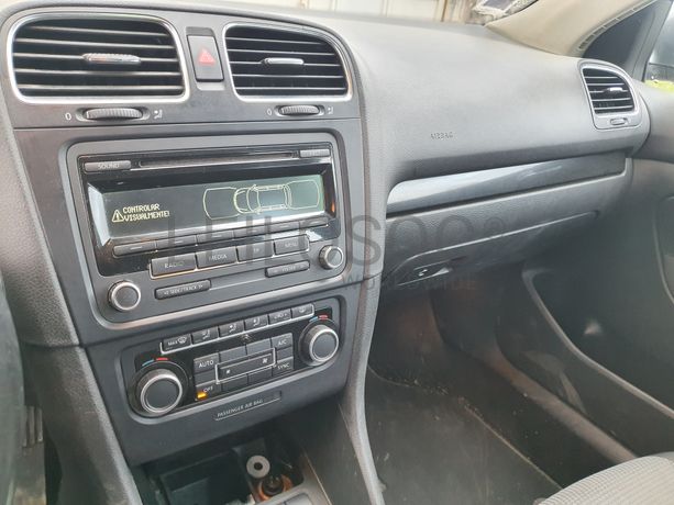 Volkswagen Golf · Ano 2012