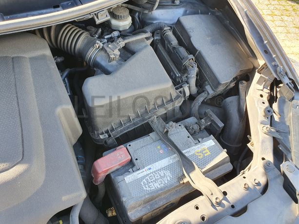 Toyota Auris · Ano 2010