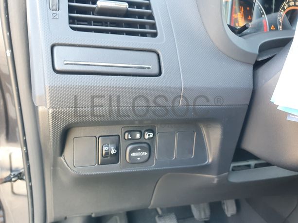 Toyota Auris · Ano 2010