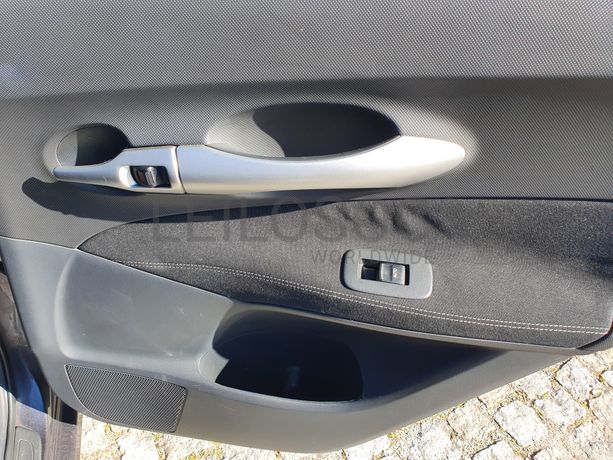 Toyota Auris · Ano 2010