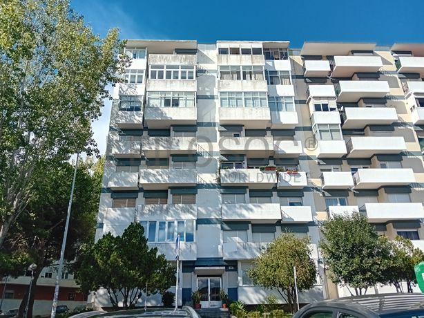 Apartamento T3 · Sintra