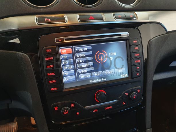 Ford Galaxy · Ano 2011