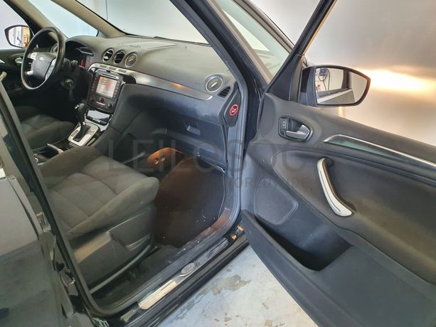 Ford Galaxy · Ano 2011