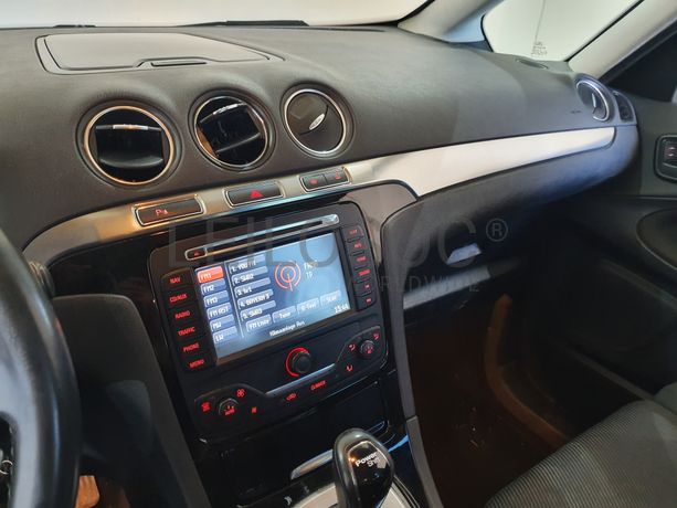 Ford Galaxy · Ano 2011