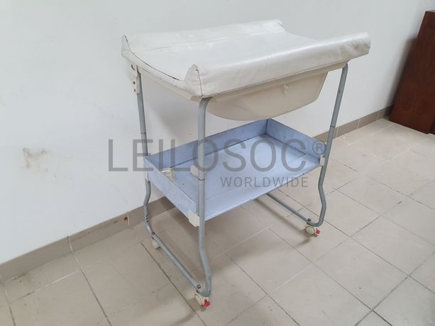 Muda Fraldas e Banheira