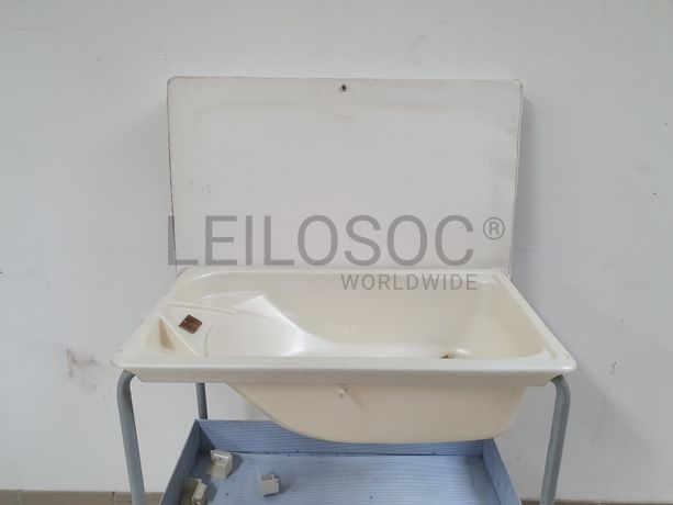 Muda Fraldas e Banheira