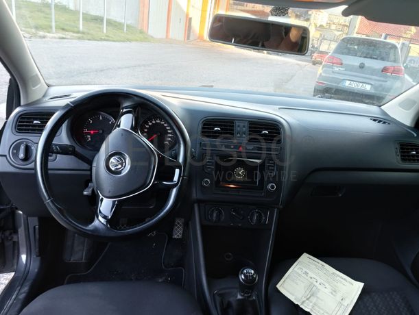 Volkswagen Polo 1.4 TDI · Ano 2014