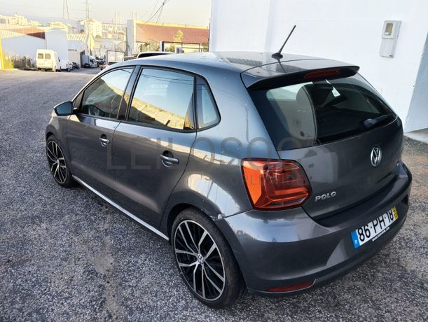 Volkswagen Polo 1.4 TDI · Ano 2014