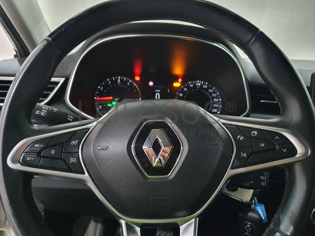 Renault Clio · Ano 2020