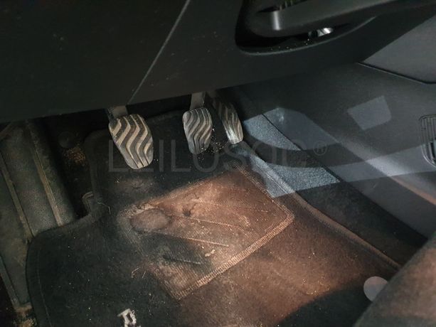 Renault Clio · Ano 2020