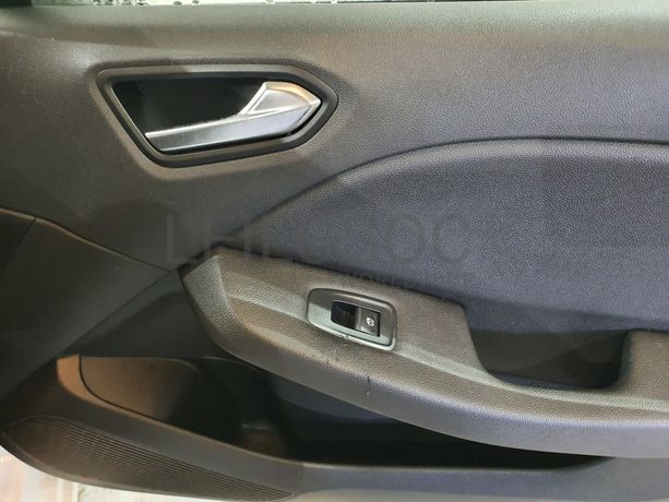 Renault Clio · Ano 2020