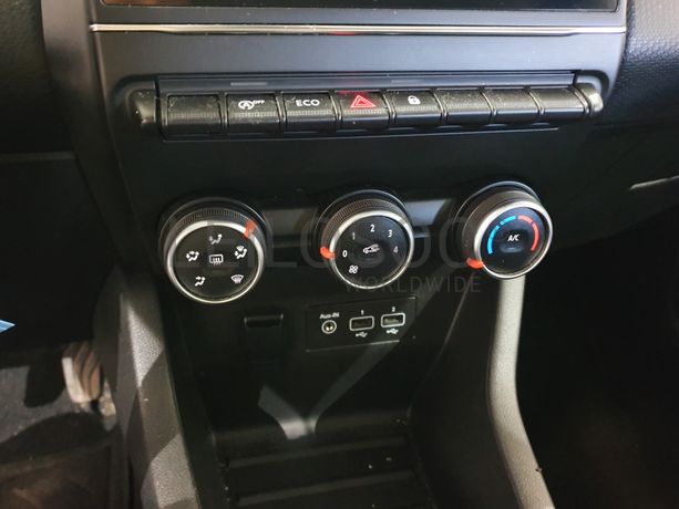 Renault Clio · Ano 2020