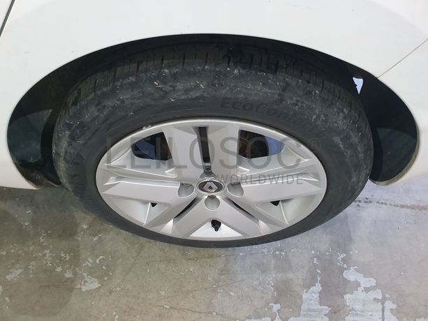 Renault Clio · Ano 2020