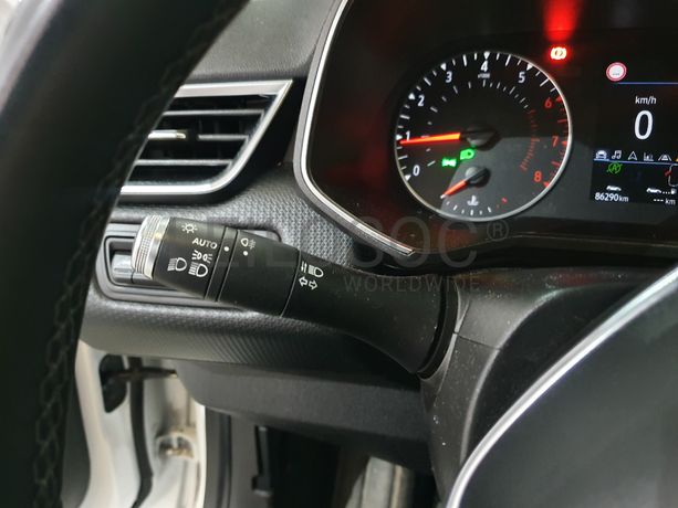 Renault Clio · Ano 2020