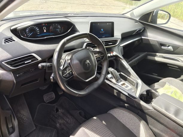 Peugeot 3008 · Ano 2017