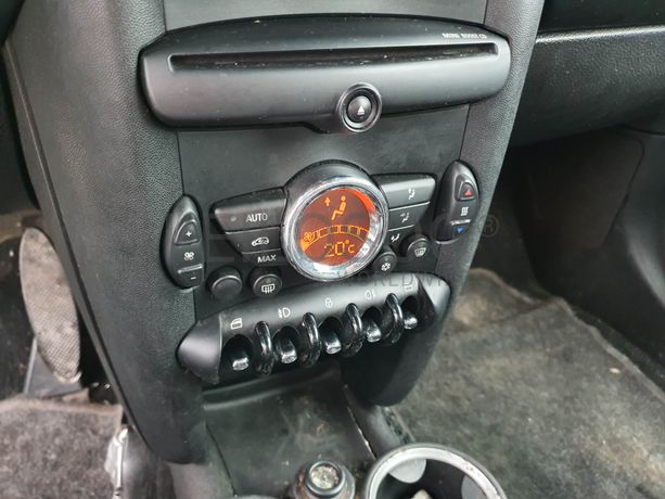 Mini Cooper D · Ano 2010