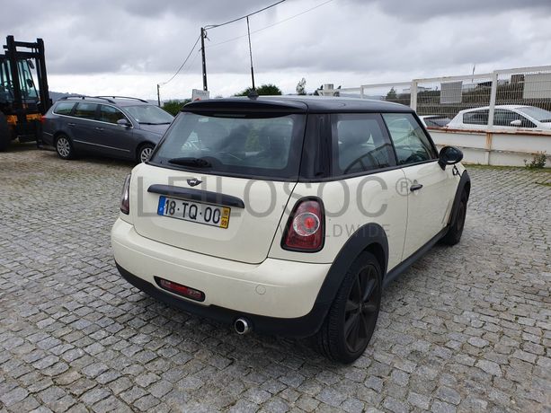 Mini Cooper D · Ano 2010