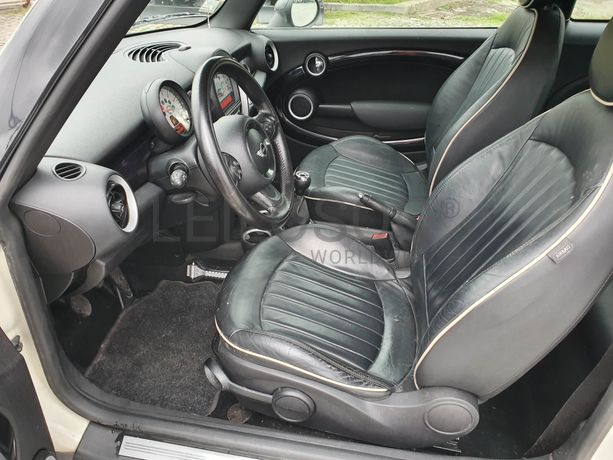 Mini Cooper D · Ano 2010