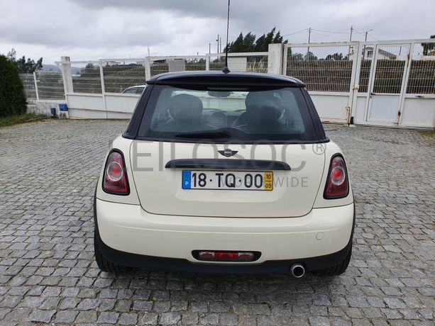 Mini Cooper D · Ano 2010