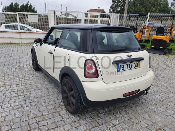 Mini Cooper D · Ano 2010