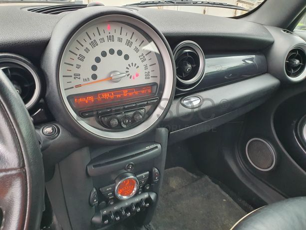 Mini Cooper D · Ano 2010