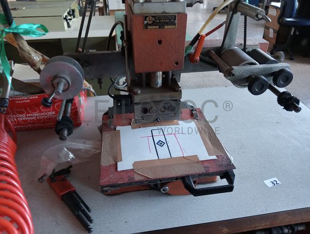 Máquinas de Facear · Máquina de Timbrar · Máquina de equalizar